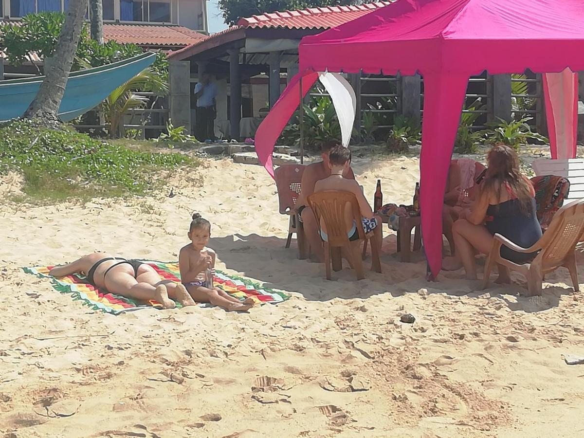 Rainbow Beach Resort Ambalangoda  Exterior foto